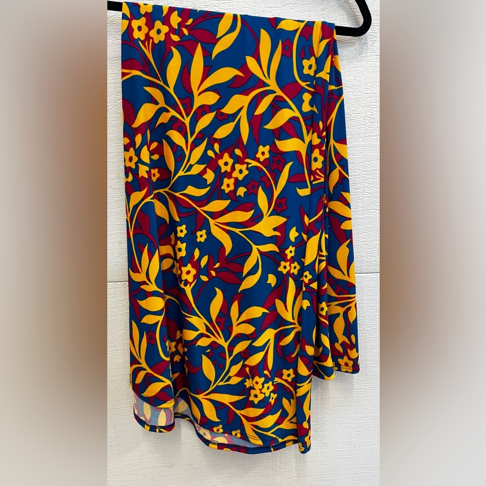 Lularoe Maxi Skirt NWT size Small